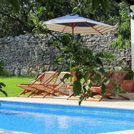 Villa Casa Atilio & Ana *